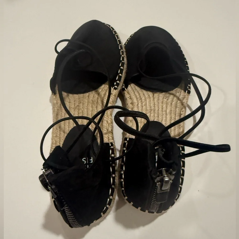 Eileen Fisher, black suede cross trap Spadrille. Flats 5.5 NWT.
